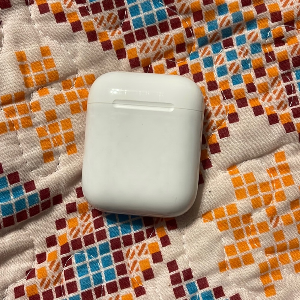 Apple Airpods First Generation